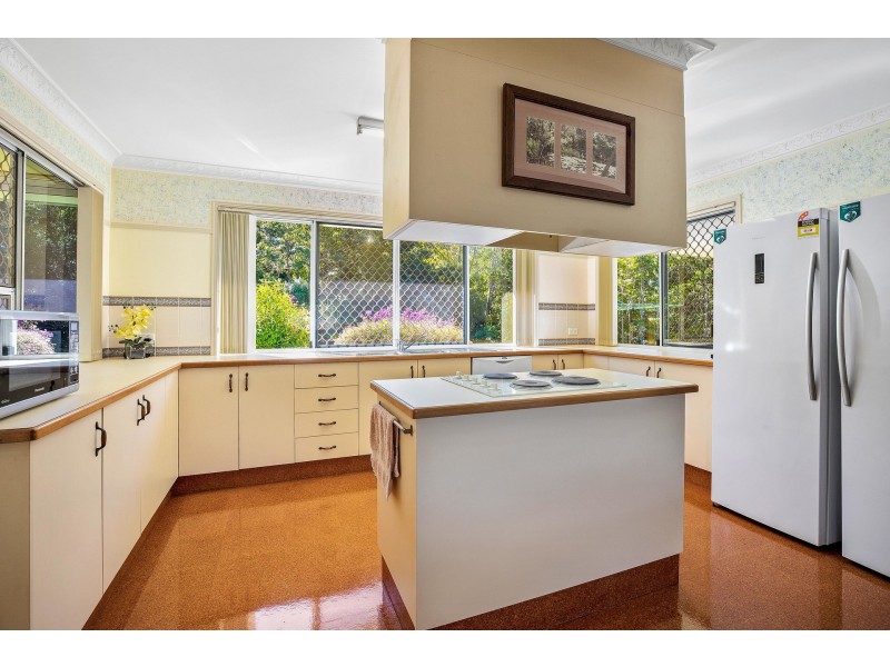 111 Winston Road, Palmwoods QLD 4555