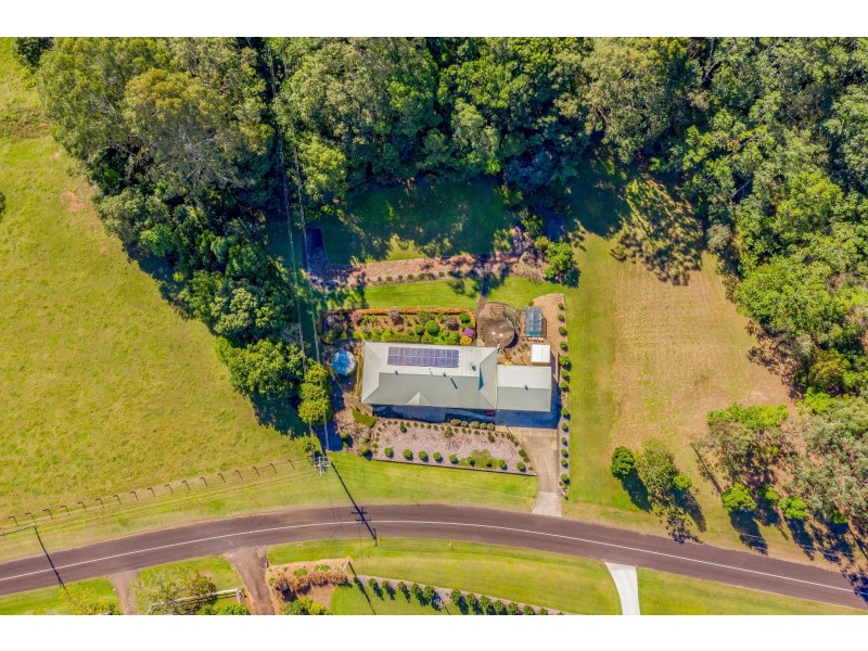 111 Winston Road, Palmwoods QLD 4555