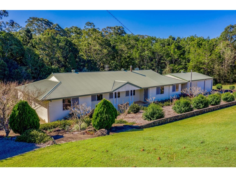 111 Winston Road, Palmwoods QLD 4555