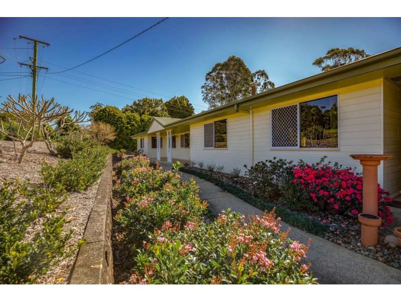 111 Winston Road, Palmwoods QLD 4555