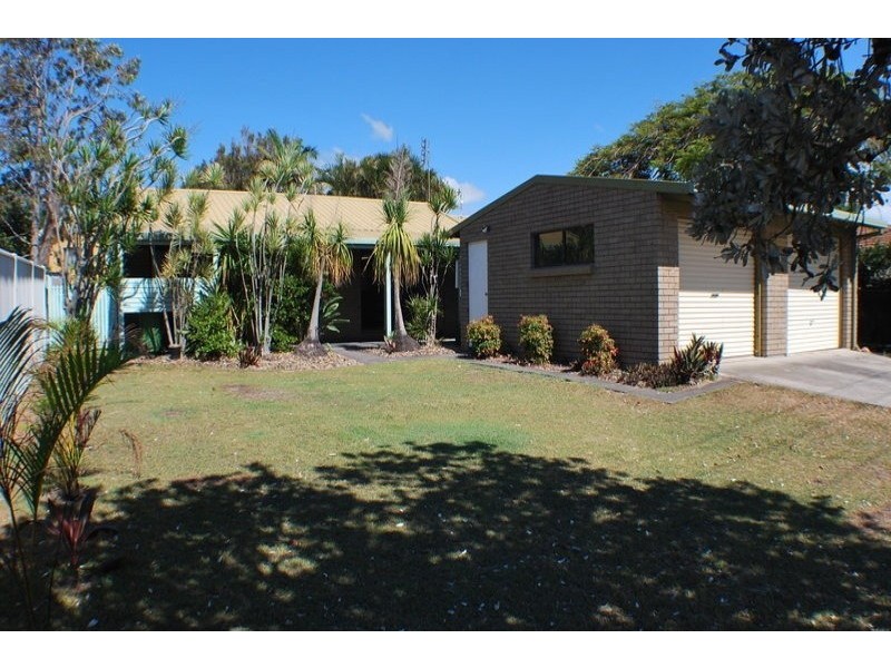 1/4 Adelong Crescent, Buddina QLD 4575