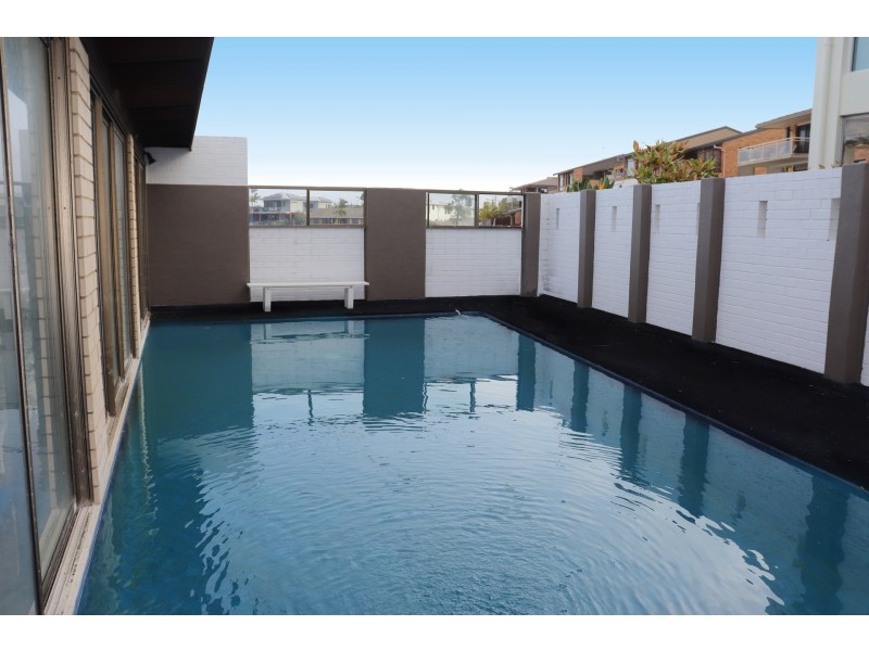 14 Elanora Avenue, Mooloolaba QLD 4557