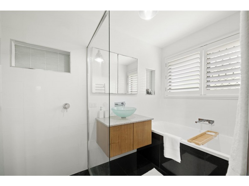 6 Boxthorne Place, Aroona QLD 4551