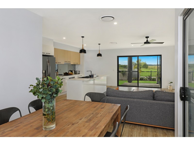 46 Parkway Terrace, Palmview QLD 4553