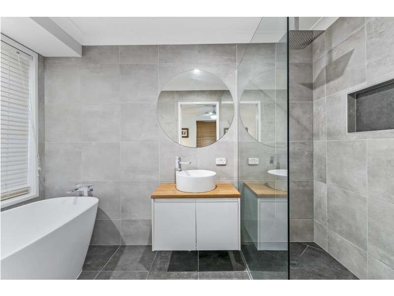 3 Forest Court, Aroona QLD 4551