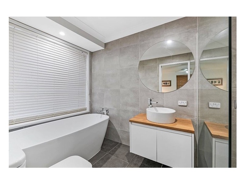 3 Forest Court, Aroona QLD 4551