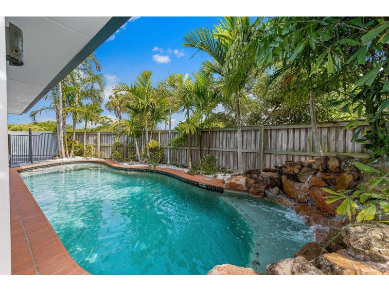 11 Sardinia Place, Parrearra QLD 4575