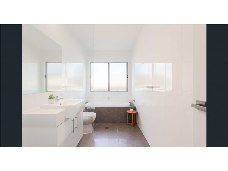 12 Mandarin Way, Palmwoods QLD 4555