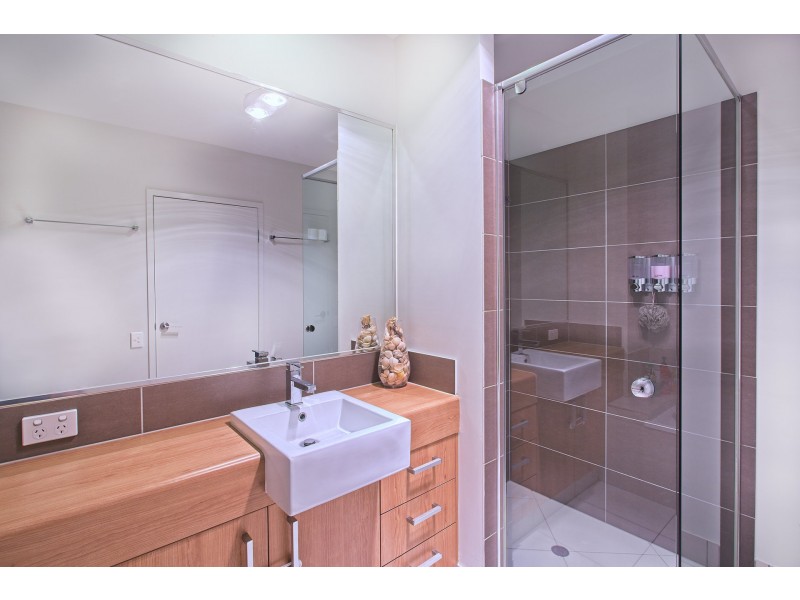 6/70-80 Regatta Boulevard, Birtinya QLD 4575