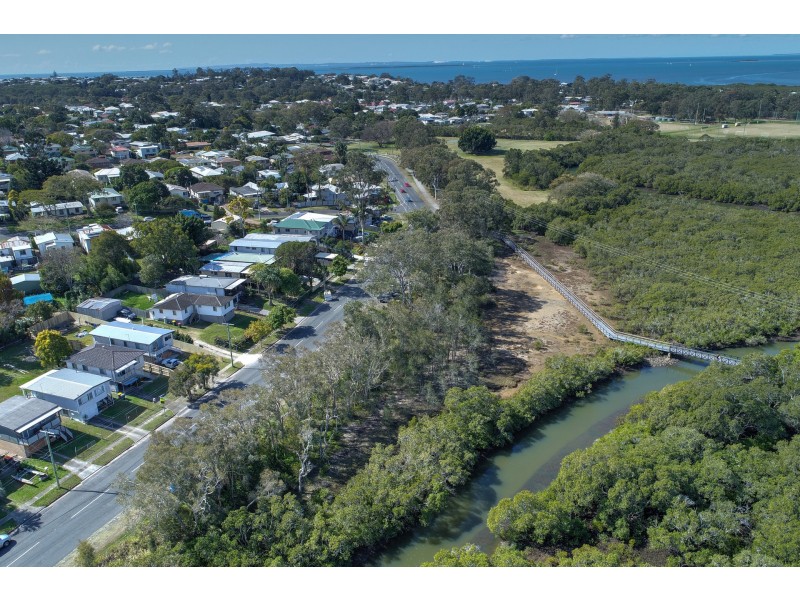 341 Whites Road, Lota QLD 4179