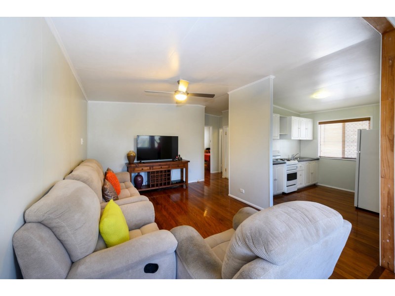 341 Whites Road, Lota QLD 4179