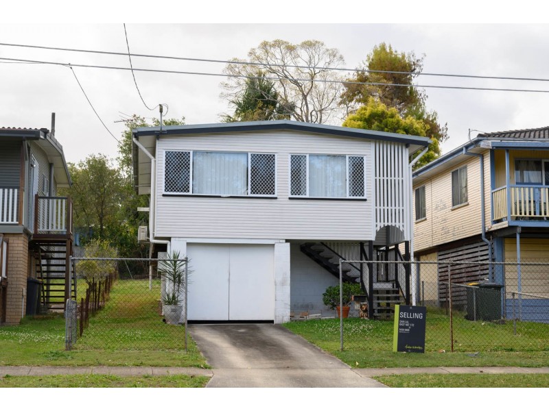 341 Whites Road, Lota QLD 4179