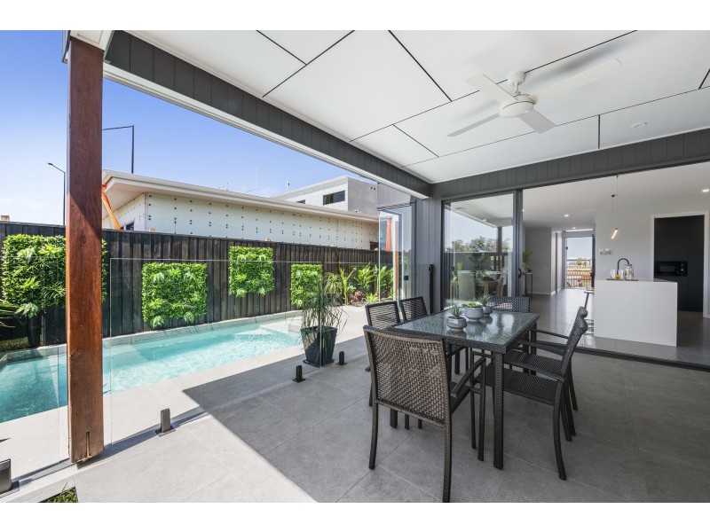 4 Switchfoot Street, Bokarina QLD 4575