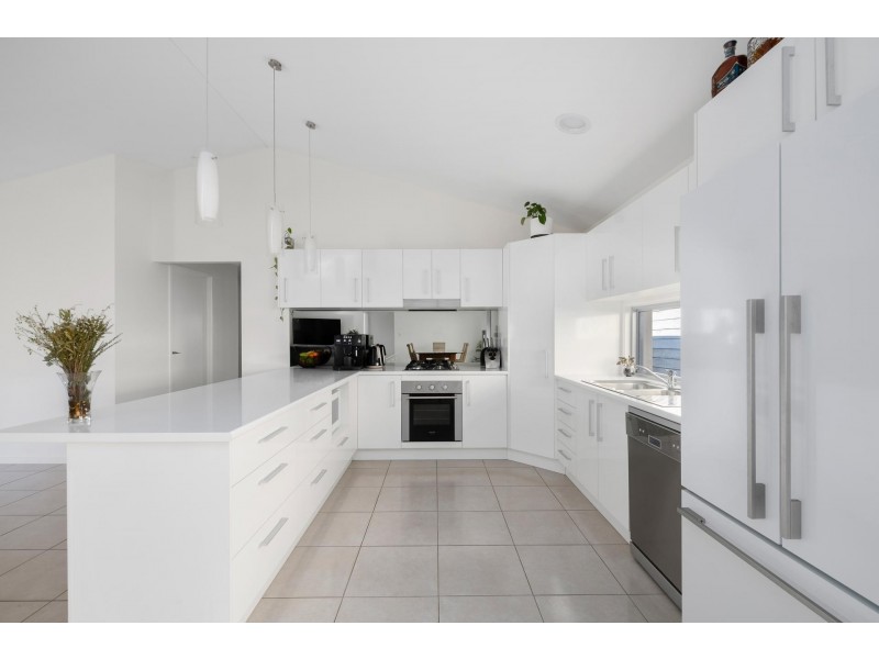 10  Emma Perren Drive, Nambour QLD 4560