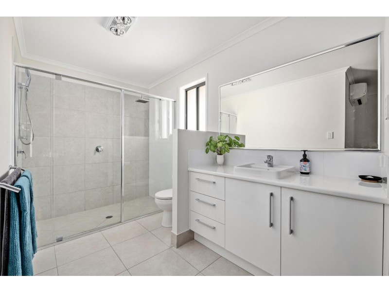 10  Emma Perren Drive, Nambour QLD 4560