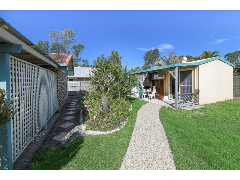 6 Hakea Court, Mountain Creek QLD 4557