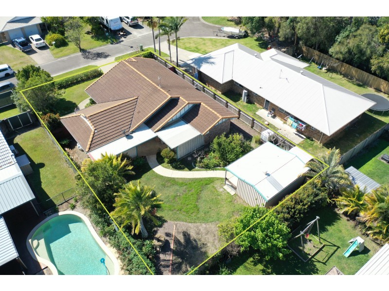 6 Hakea Court, Mountain Creek QLD 4557
