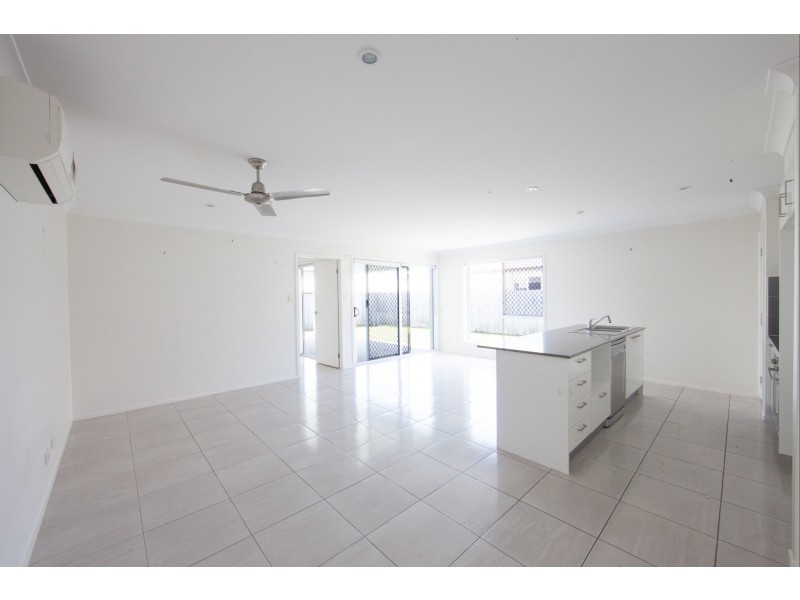 10 Sweetlip Circuit, Mountain Creek QLD 4557