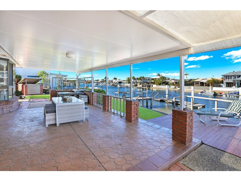 8  Awinya Court, Minyama QLD 4575