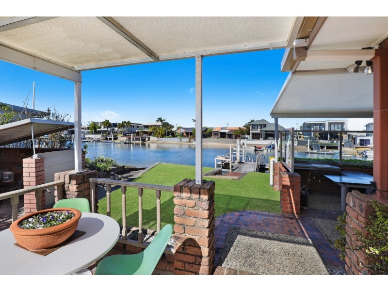 8  Awinya Court, Minyama QLD 4575