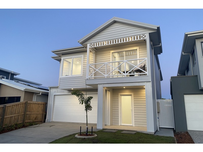 14 Tailslide Crescent, Bokarina QLD 4575
