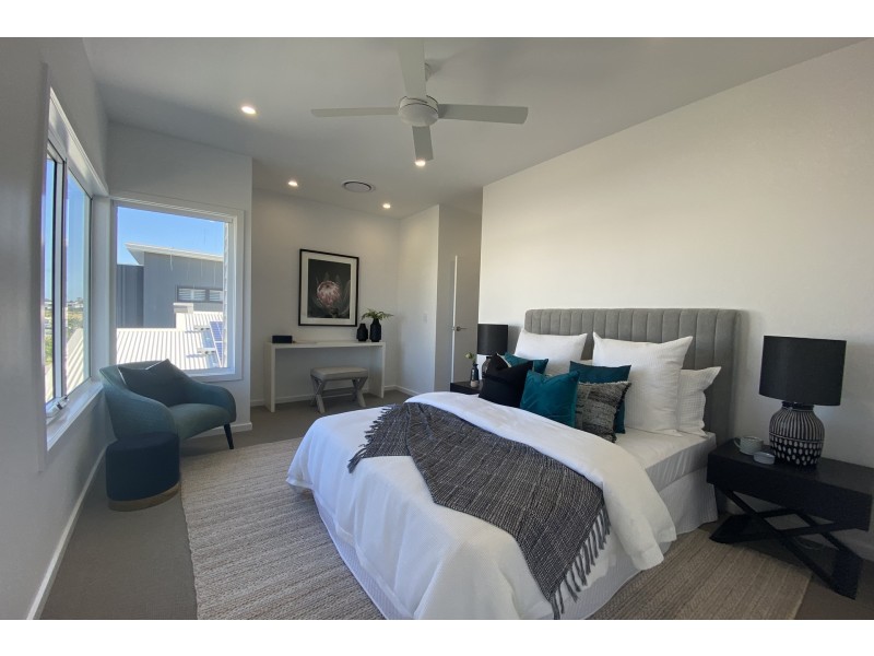 14 Tailslide Crescent, Bokarina QLD 4575