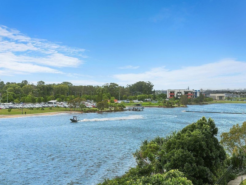 22/11 Innovation Parkway, Birtinya QLD 4575