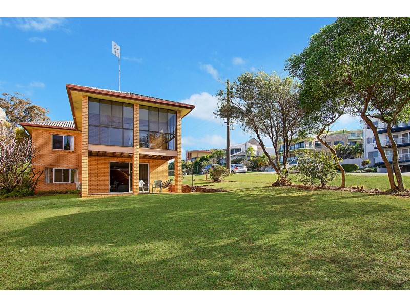 1 Marjorie Street, Mooloolaba QLD 4557