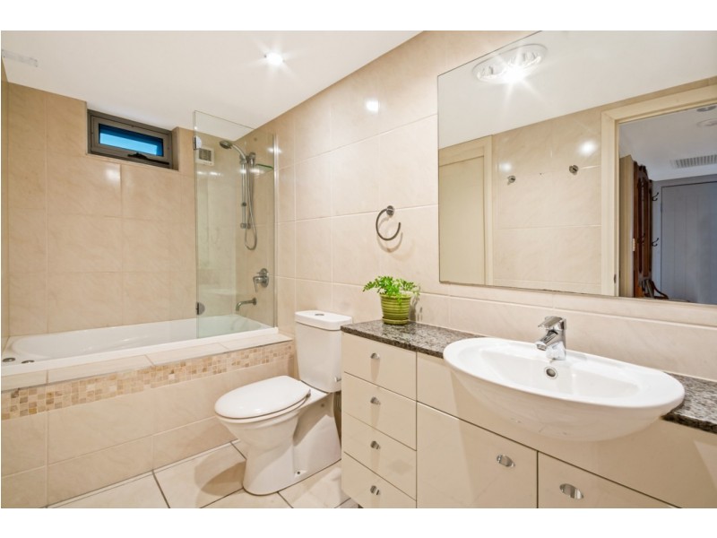 2/32 Saltair Street, Kings Beach QLD 4551