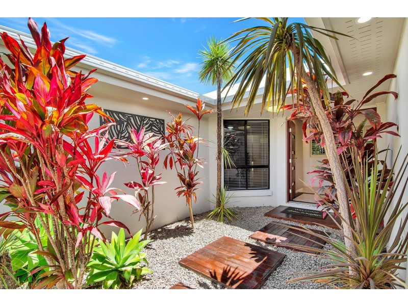 18 High Park Crescent, Little Mountain QLD 4551