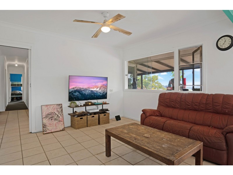 112 Carter Road, Nambour QLD 4560