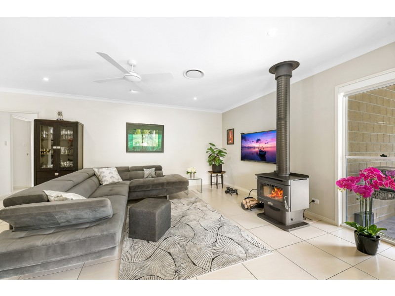 7 Bilby Place, Mooloolah Valley QLD 4553