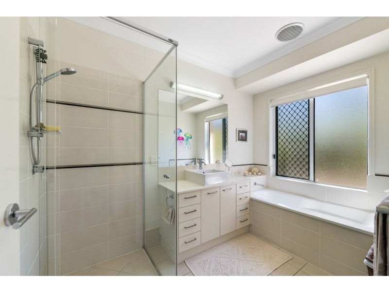 7 Bilby Place, Mooloolah Valley QLD 4553