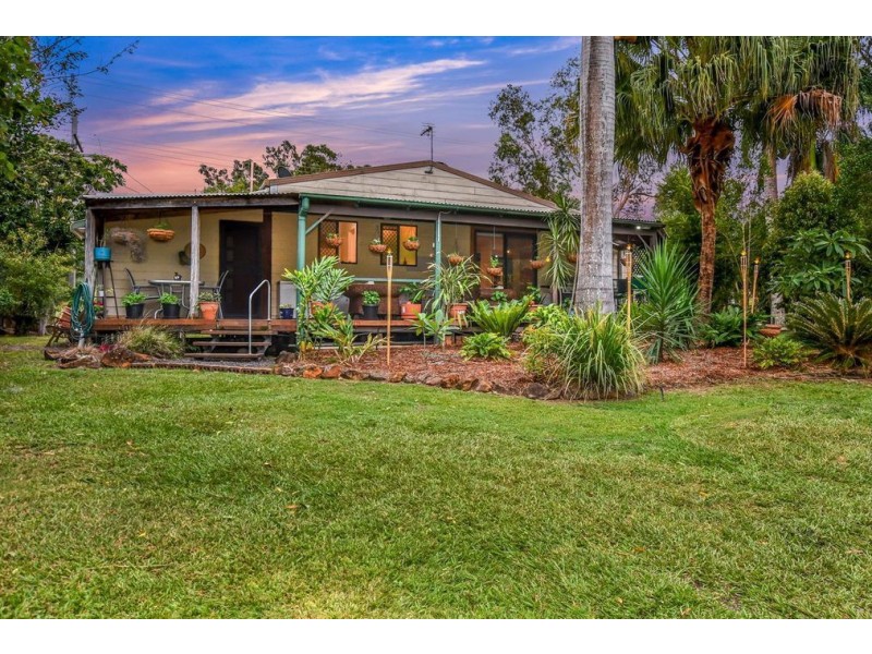 21 Gympie South Street, Landsborough QLD 4550
