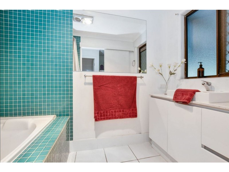 21 Gympie South Street, Landsborough QLD 4550