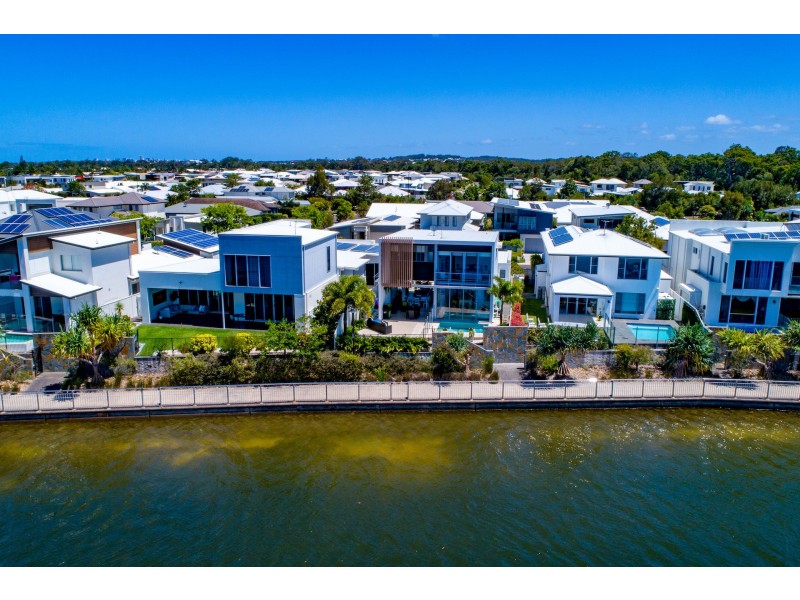 16 Buruwang Street, Birtinya QLD 4575