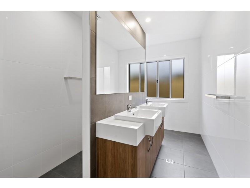 33 Pummelo Circuit, Palmwoods QLD 4555