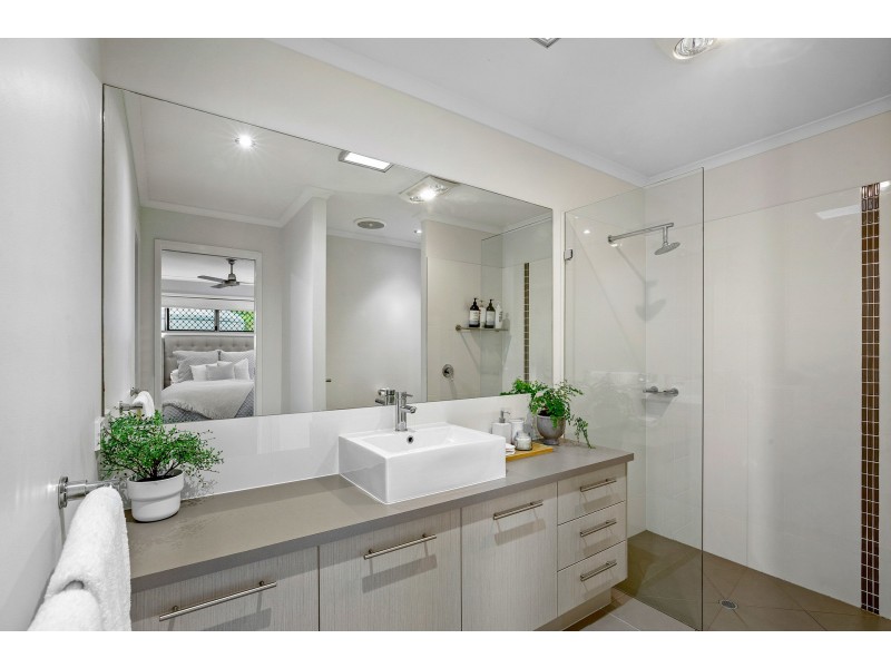 1-3 Bernhardt Place, Ninderry QLD 4561