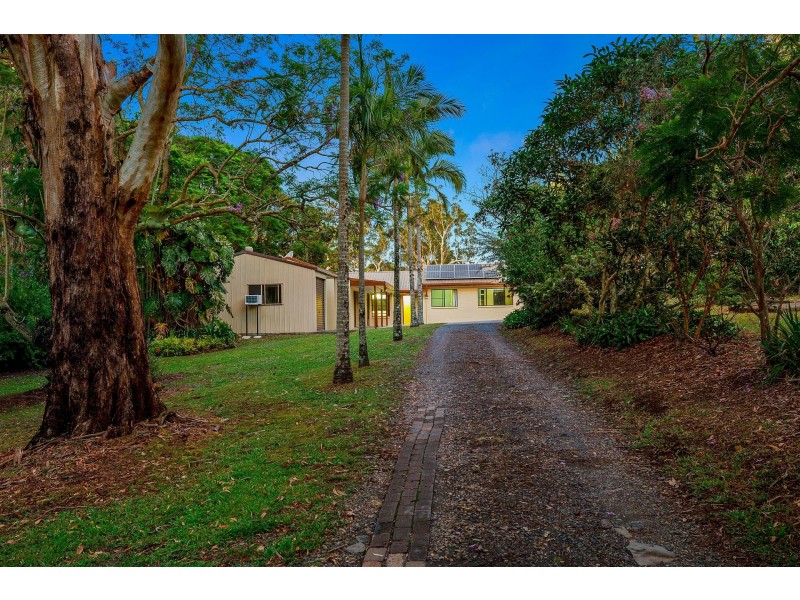 23 Woodland Place, Dulong QLD 4560