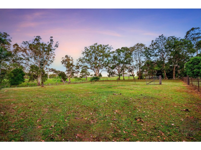 23 Woodland Place, Dulong QLD 4560