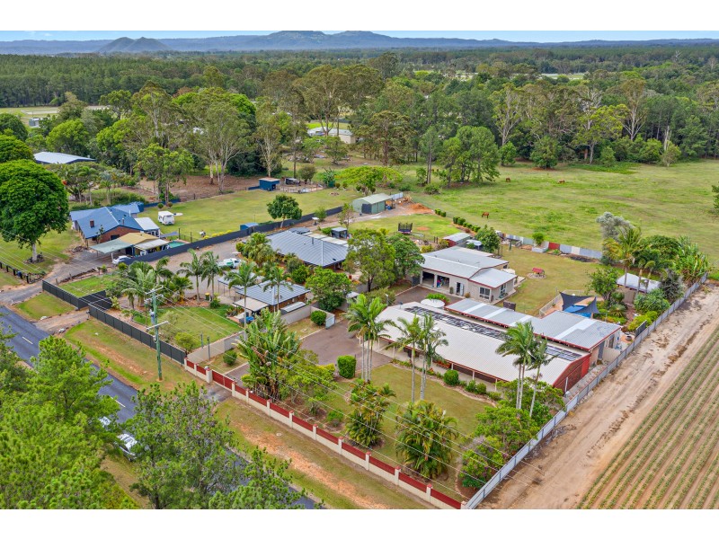 38 Johnston Road, Glass House Mountains QLD 4518
