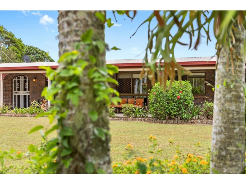 38 Johnston Road, Glass House Mountains QLD 4518