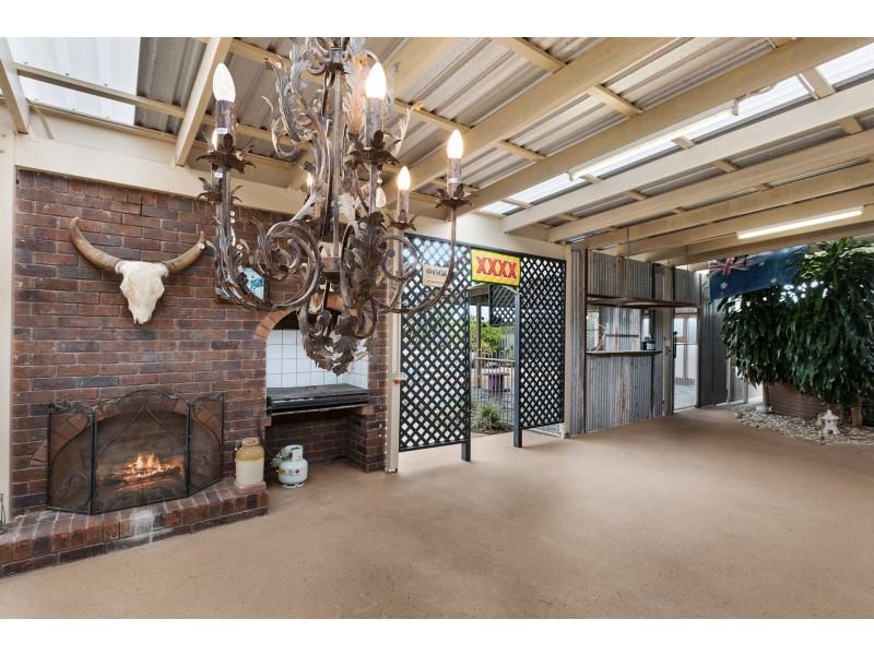 38 Johnston Road, Glass House Mountains QLD 4518