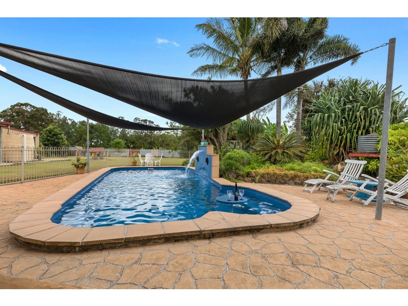 38 Johnston Road, Glass House Mountains QLD 4518