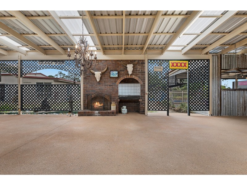 38 Johnston Road, Glass House Mountains QLD 4518