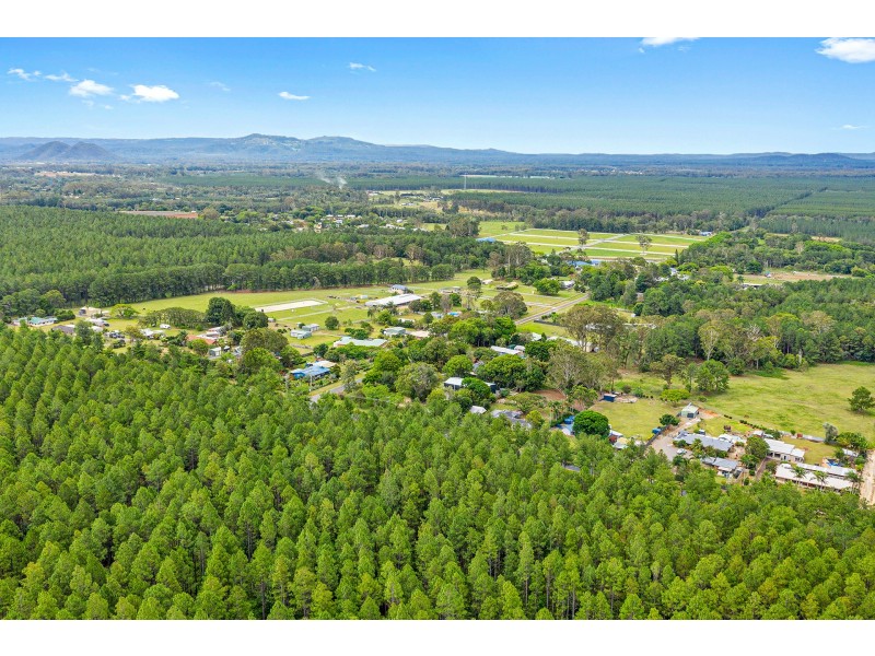 38 Johnston Road, Glass House Mountains QLD 4518