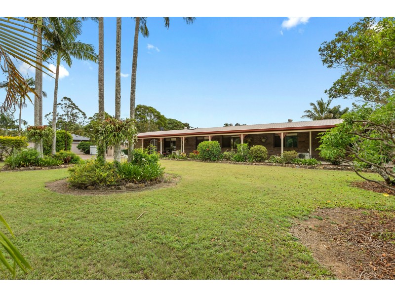 38 Johnston Road, Glass House Mountains QLD 4518