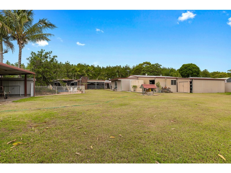 38 Johnston Road, Glass House Mountains QLD 4518
