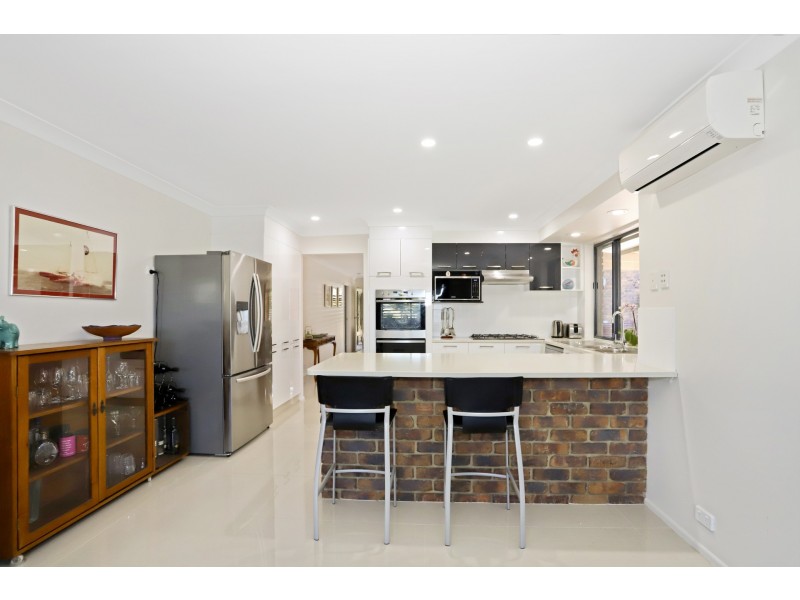 5 Correa Place, Mooloolaba QLD 4557