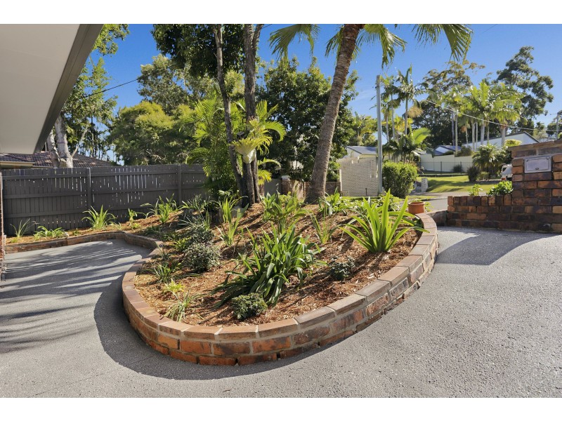 5 Correa Place, Mooloolaba QLD 4557